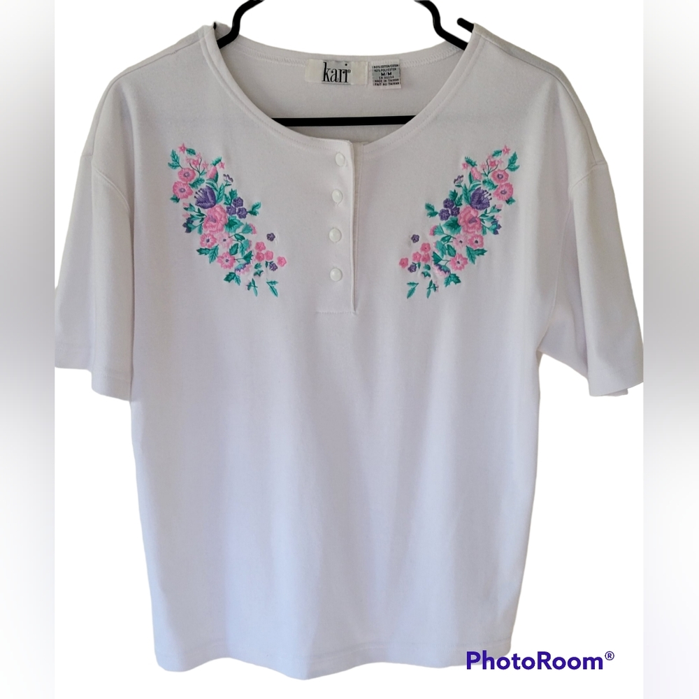Vintage medium embroidery tee